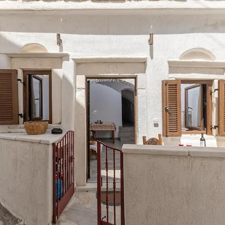 Casa Estiva Apeiranthos Naxos Apérathos